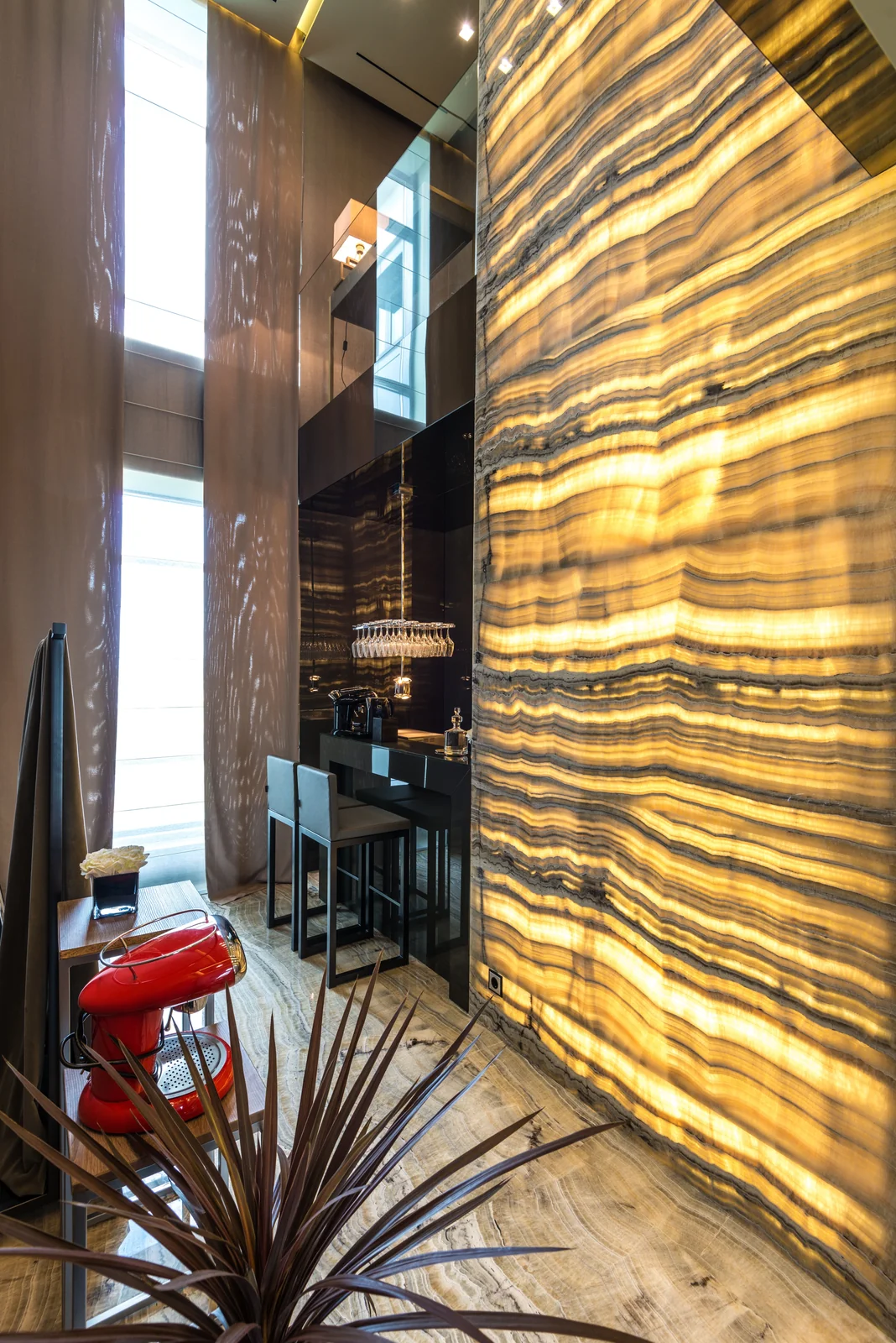LUXiHOME Architectural Living