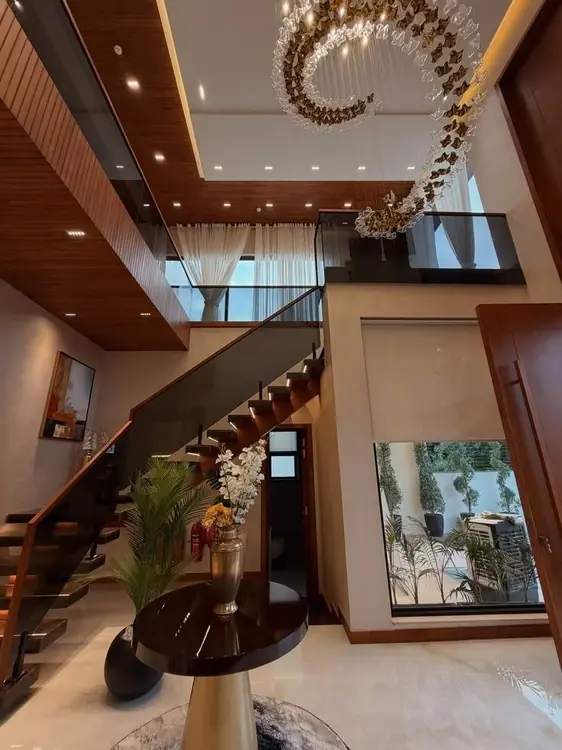 Grand Foyer & Floating Staircase